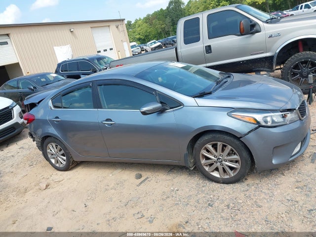2017 Kia Forte S მანქანა იყიდება აუქციონზე, vin: 3KPFL4A76HE089838, აუქციონის ნომერი: 45969670