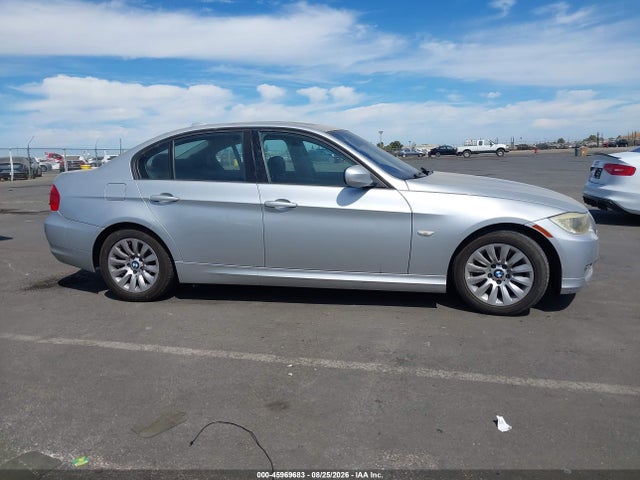 Продажа на аукционе авто 2009 Bmw 328i, vin: WBAPH57539NL76775, номер лота: 45969683
