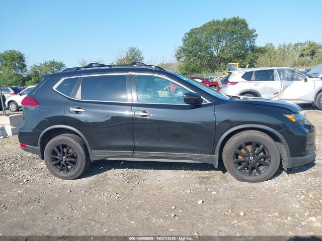 2017 Nissan Rogue Sv მანქანა იყიდება აუქციონზე, vin: 5N1AT2MV8HC823889, აუქციონის ნომერი: 45969686