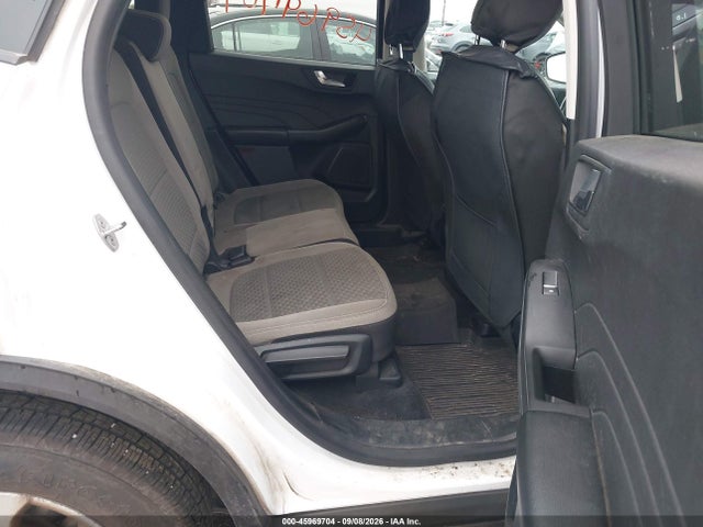 1FMCU9G67MUB03183 Ford ESCAPE SE