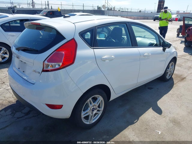 2018 Ford Fiesta Se მანქანა იყიდება აუქციონზე, vin: 3FADP4EJ7JM115365, აუქციონის ნომერი: 45969732