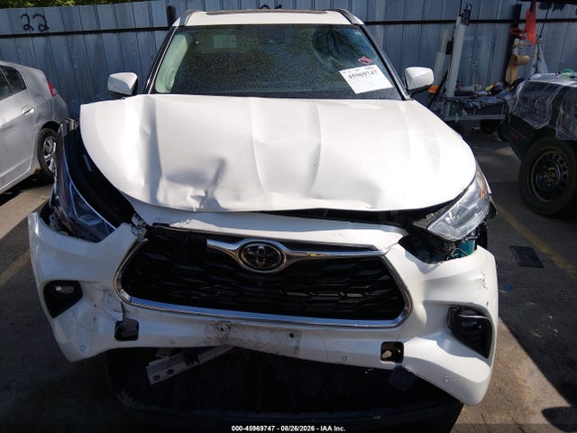 Toyota Highlander Limited 2021 5TDDZRBH3MS065684 Image 12