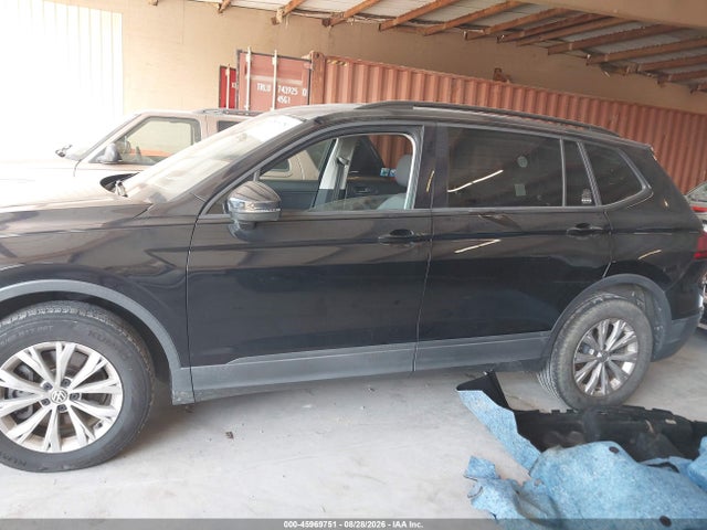 45969751 :رقم المزاد ، 3VV1B7AX3LM107047 vin ، 2020 Volkswagen Tiguan 2.0t S مزاد بيع