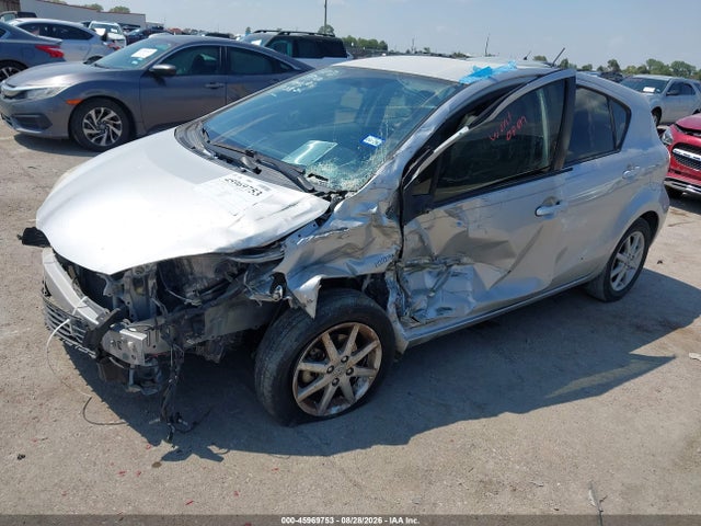 45969753 :رقم المزاد ، JTDKDTB39C1510223 vin ، 2012 Toyota Prius C Four مزاد بيع