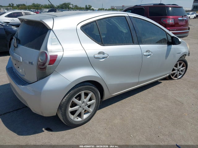 45969753 :رقم المزاد ، JTDKDTB39C1510223 vin ، 2012 Toyota Prius C Four مزاد بيع