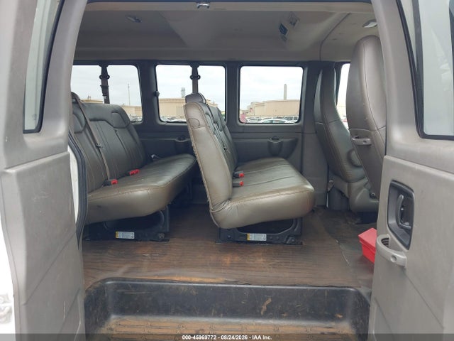 Chevrolet Express 2500 Ls 2017 1GAWGEFF0H1300523 Image 8