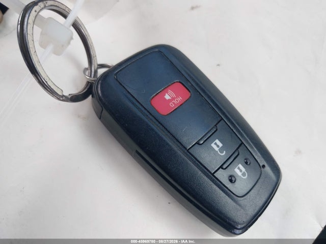 2016 Toyota Prius Two მანქანა იყიდება აუქციონზე, vin: JTDKBRFUXG3002901, აუქციონის ნომერი: 45969780