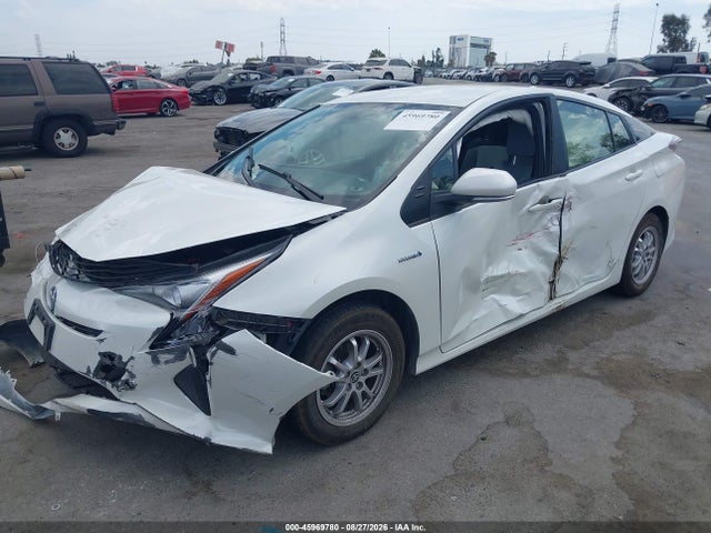2016 Toyota Prius Two მანქანა იყიდება აუქციონზე, vin: JTDKBRFUXG3002901, აუქციონის ნომერი: 45969780