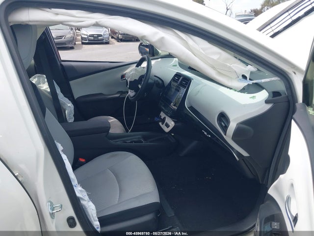 2016 Toyota Prius Two მანქანა იყიდება აუქციონზე, vin: JTDKBRFUXG3002901, აუქციონის ნომერი: 45969780