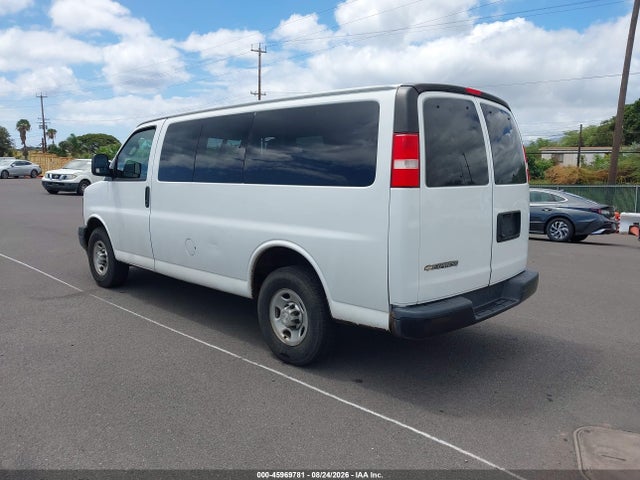Chevrolet Express 2500 Ls 2017 1GAWGEFFXH1302750 Image 3