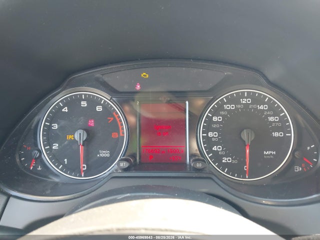 2010 Audi Q5 3.2 Premium მანქანა იყიდება აუქციონზე, vin: WA1LKCFP4AA007892, აუქციონის ნომერი: 45969843