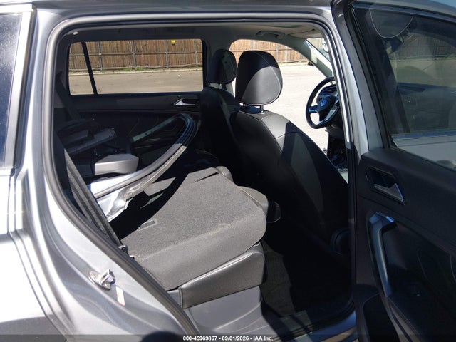 Aukcja sprzedaży 2023 Volkswagen Tiguan 2.0t Se, vin: 3VVMB7AX4PM014427, numer aukcji: 45969867