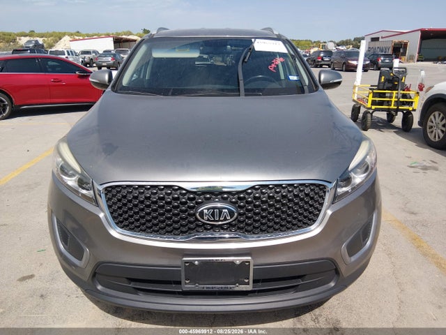 45969912 :رقم المزاد ، 5XYPG4A38HG236508 vin ، 2017 Kia Sorento 2.4l Lx مزاد بيع