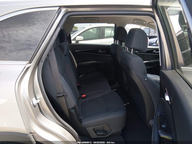 45969912 :رقم المزاد ، 5XYPG4A38HG236508 vin ، 2017 Kia Sorento 2.4l Lx مزاد بيع