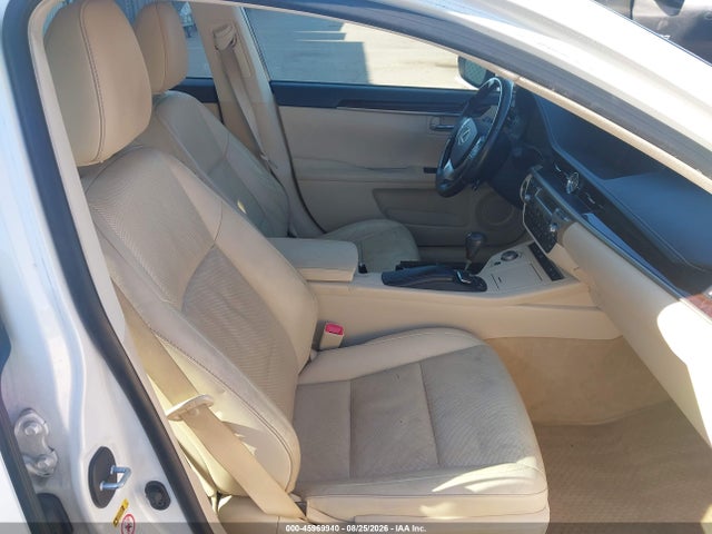 2014 Lexus Es 350 მანქანა იყიდება აუქციონზე, vin: JTHBK1GG8E2145471, აუქციონის ნომერი: 45969940