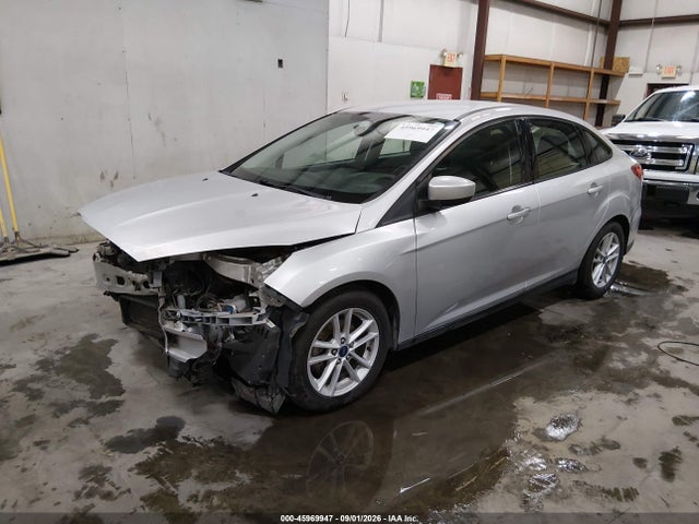 1FADP3F27JL327962 Ford FOCUS SE
