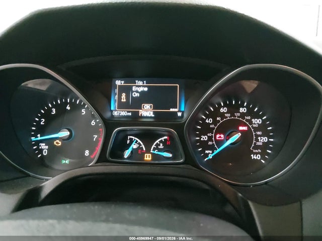 1FADP3F27JL327962 Ford FOCUS SE