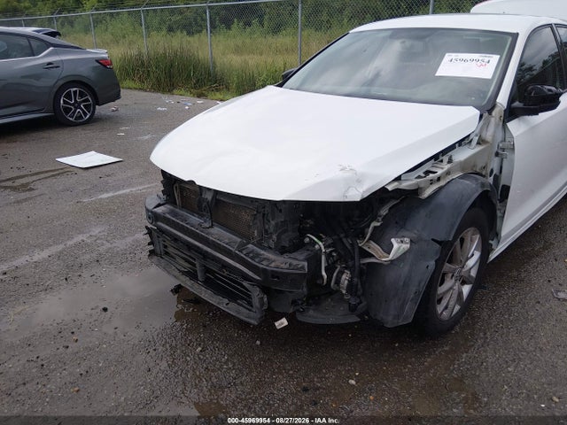 Продаж на аукціоні авто 2015 Volkswagen Jetta 1.8t Se, vin: 3VWD17AJ1FM212634, номер лоту: 45969954