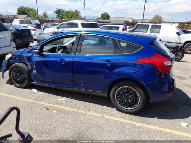 45969959 :رقم المزاد ، 1FAHP3K24CL468885 vin ، 2012 Ford Focus Se مزاد بيع