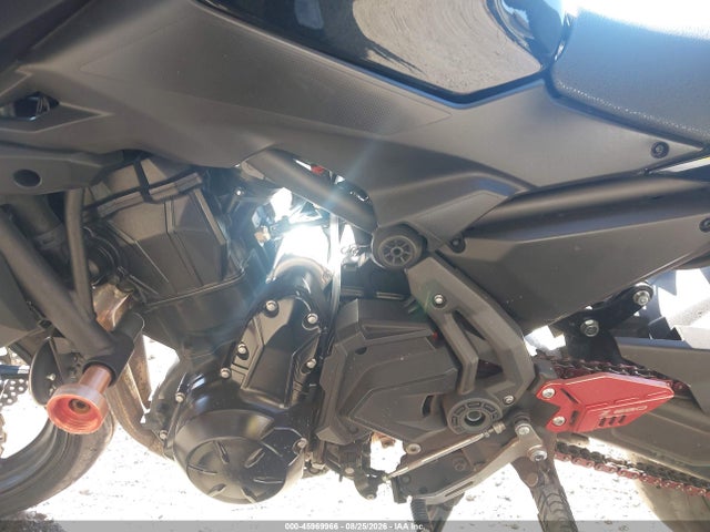 Kawasaki Er650 P 2023 ML5EREP16PDA89290 Image 9