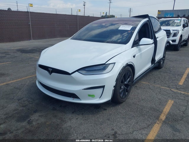 Tesla Model X Dual Motor All-wheel Drive/standard Range 2023 7SAXCAE53PF402299 Image 2