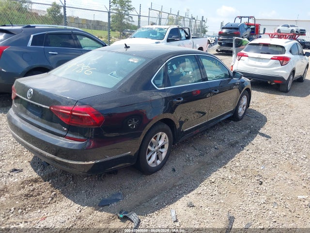 45969986 :رقم المزاد ، 1VWAT7A3XHC067855 vin ، 2017 Volkswagen Passat 1.8t S مزاد بيع