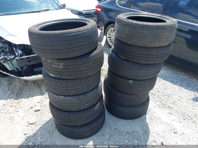 2017 Nissan Sentra S მანქანა იყიდება აუქციონზე, vin: 3N1AB7AP8HY384942, აუქციონის ნომერი: 45970047