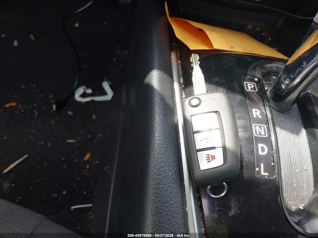 Nissan ROGUE S 2016 KNMAT2MT8GP630457 Image 11