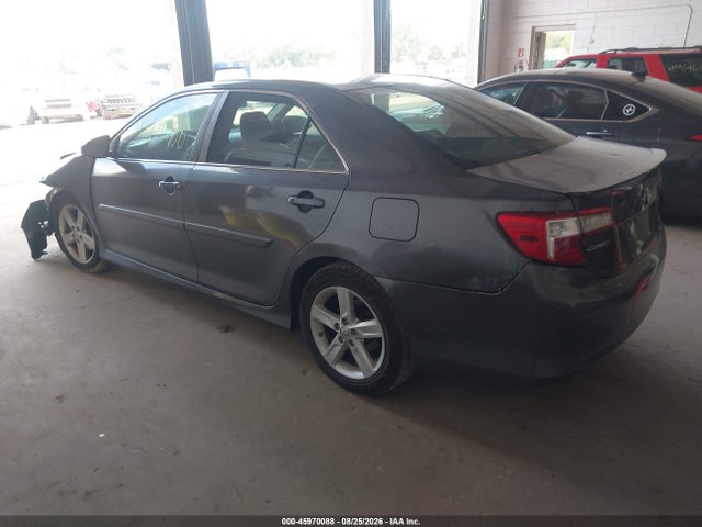 45970088 :رقم المزاد ، 4T1BF1FK0DU670146 vin ، 2013 Toyota Camry Se مزاد بيع
