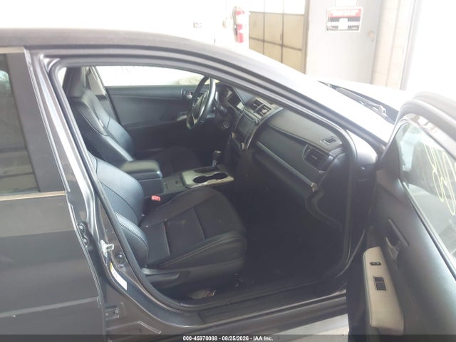 45970088 :رقم المزاد ، 4T1BF1FK0DU670146 vin ، 2013 Toyota Camry Se مزاد بيع