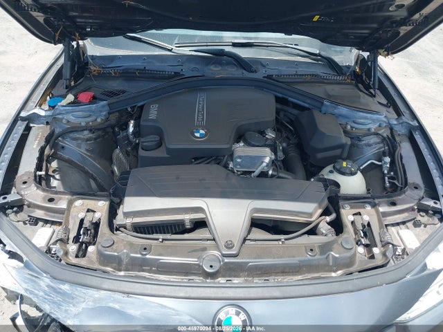 BMW 320i 2018 WBA8E1G54JNU90410 Image 10