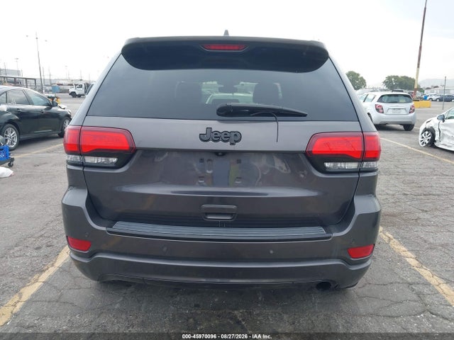 1C4RJEAGXJC311707 Jeep Grand Cherokee Altitude 4x2