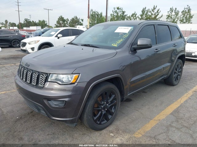 1C4RJEAGXJC311707 Jeep Grand Cherokee Altitude 4x2