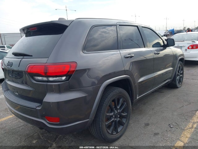 1C4RJEAGXJC311707 Jeep Grand Cherokee Altitude 4x2