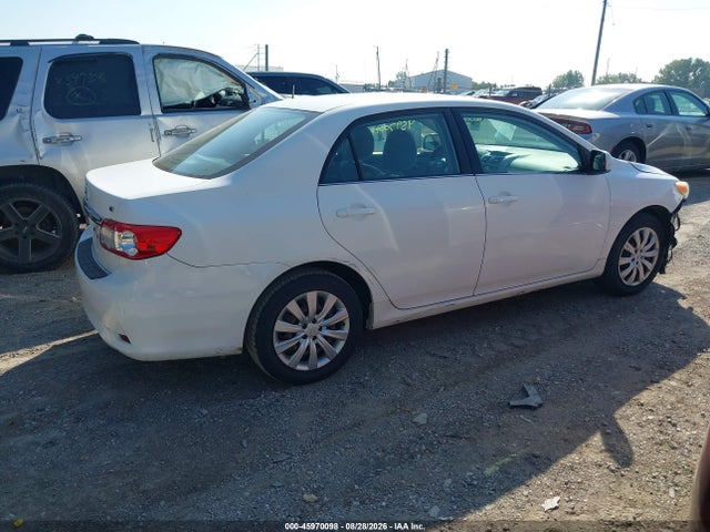 45970098 :رقم المزاد ، 2T1BU4EE0DC012735 vin ، 2013 Toyota Corolla Le مزاد بيع