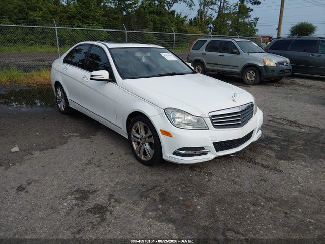 45970101 :رقم المزاد ، WDDGF4HB6EG246856 vin ، 2014 Mercedes-benz C 250 Luxury مزاد بيع