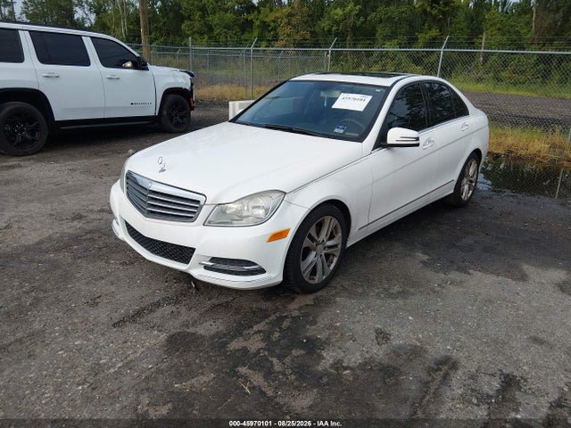2014 Mercedes-benz C 250 Luxury მანქანა იყიდება აუქციონზე, vin: WDDGF4HB6EG246856, აუქციონის ნომერი: 45970101