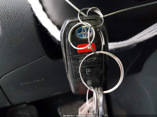 Toyota Venza Limited 2021 JTEAAAAH6MJ027095 Image 11