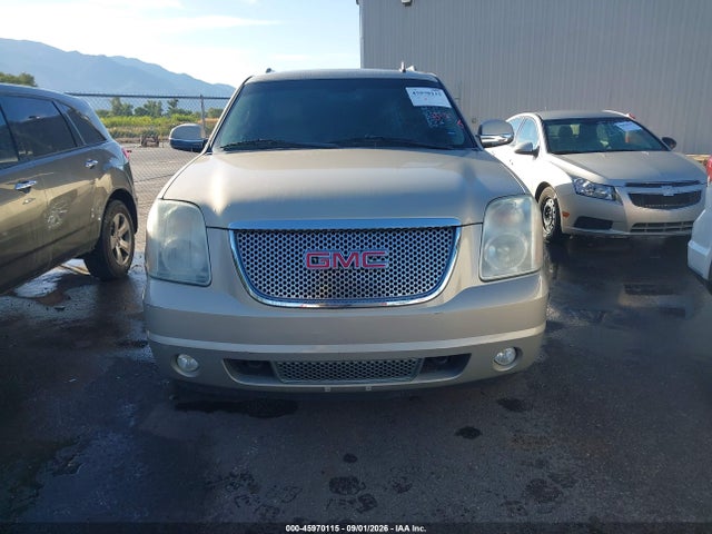 Продажа на аукционе авто 2011 Gmc Yukon Xl 1500 Denali, vin: 1GKS2MEF8BR258521, номер лота: 45970115