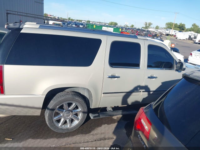 Продажа на аукционе авто 2011 Gmc Yukon Xl 1500 Denali, vin: 1GKS2MEF8BR258521, номер лота: 45970115