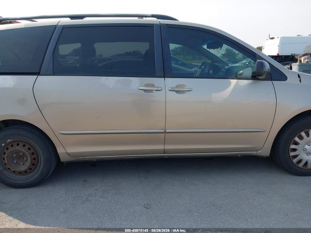 Продажа на аукционе авто 2005 Toyota Sienna Le, vin: 5TDZA23C65S281442, номер лота: 45970145