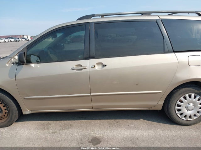 Продажа на аукционе авто 2005 Toyota Sienna Le, vin: 5TDZA23C65S281442, номер лота: 45970145