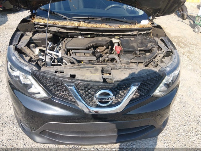 JN1BJ1CP6HW016588 Nissan Rogue Sport S