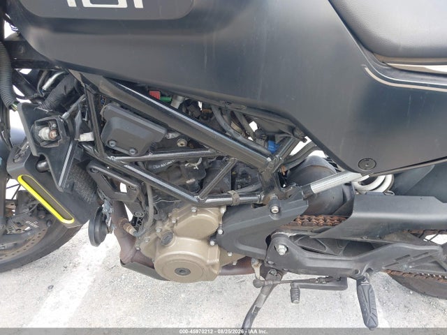 Aukcja sprzedaży 2023 Husqvarna Vitpilen 401/svartpilen 401, vin: MD2JUJ40XPC224291, numer aukcji: 45970212