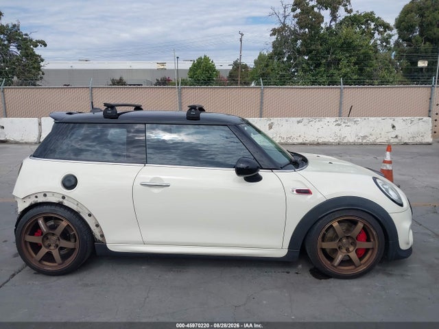 Mini Hardtop Cooper S 2017 WMWXP7C50H3B93285 Image 14
