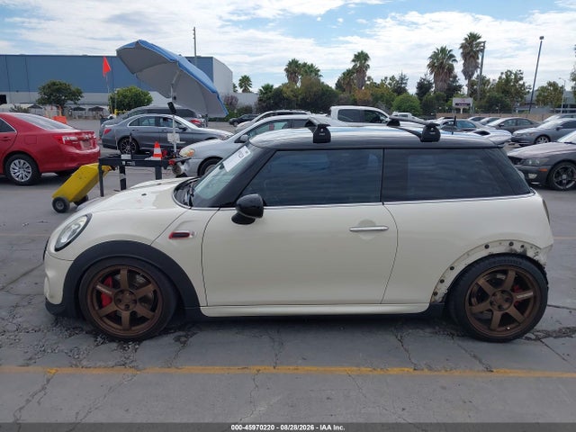Mini Hardtop Cooper S 2017 WMWXP7C50H3B93285 Image 15