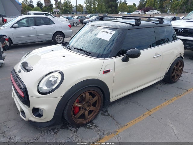 Mini Hardtop Cooper S 2017 WMWXP7C50H3B93285 Image 2