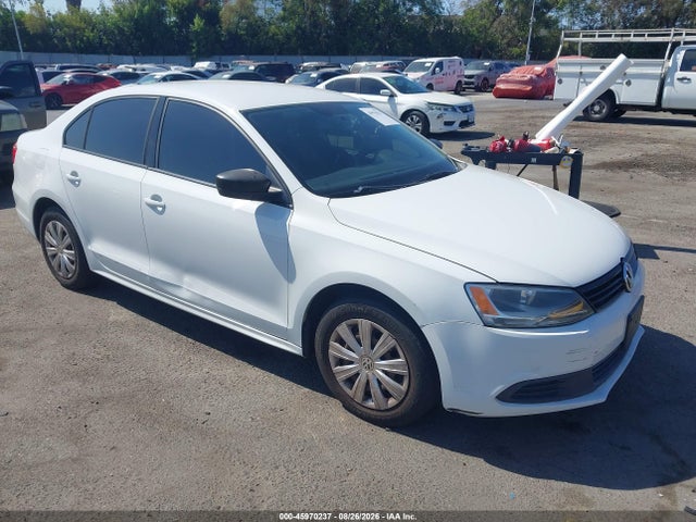 Volkswagen Jetta 2.0l S 2014 3VW2K7AJ6EM412623 main image