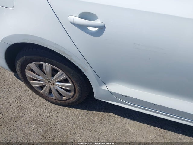 3VW2K7AJ6EM412623 Volkswagen Jetta 2.0l S