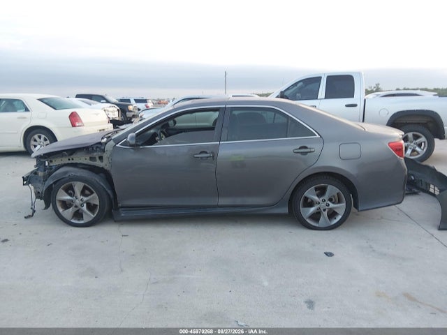 4T1BF1FK3EU735685 Toyota Camry Se Sport